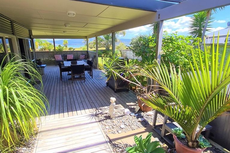 Photo of property in 111 Kelly Jade Avenue, Matarangi, Whitianga, 3592