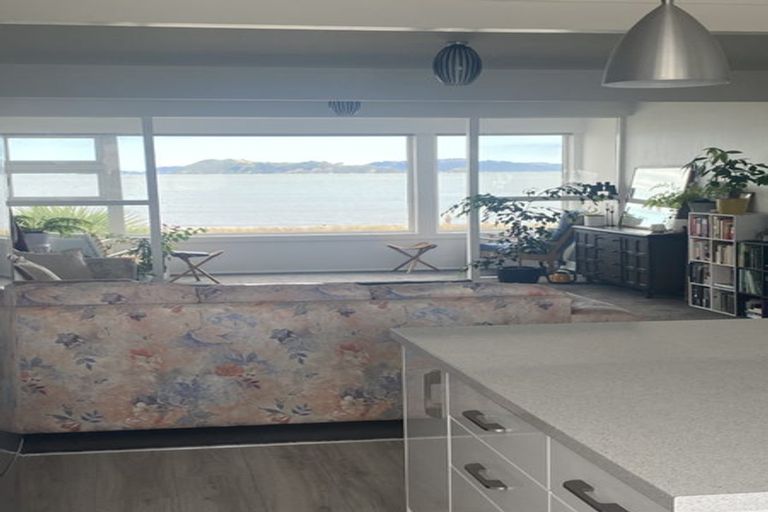 Photo of property in 1 Aurora Street, Petone, Lower Hutt, 5012