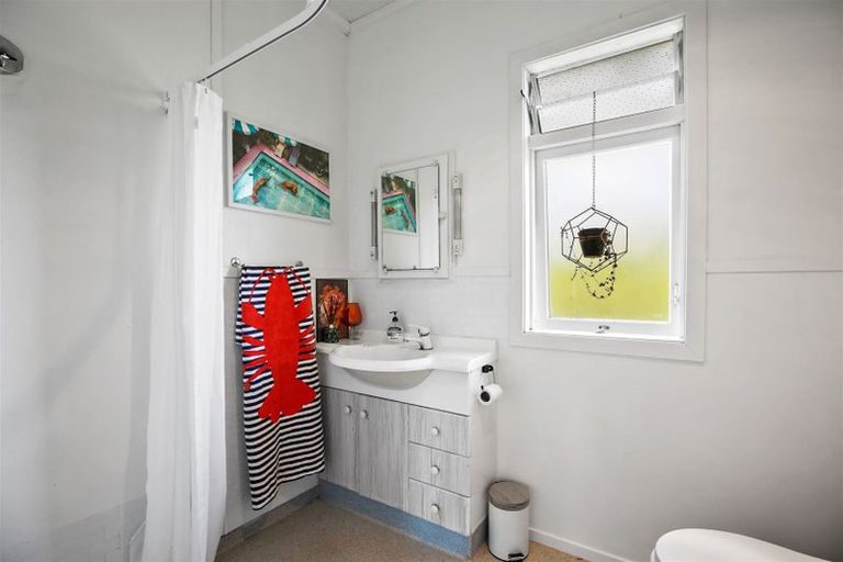 Photo of property in 70 Thames Road, Paeroa, 3600