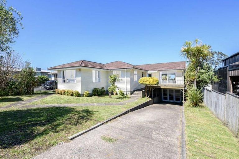 Photo of property in 26 Pine Ridge Terrace, Hauraki, Auckland, 0622