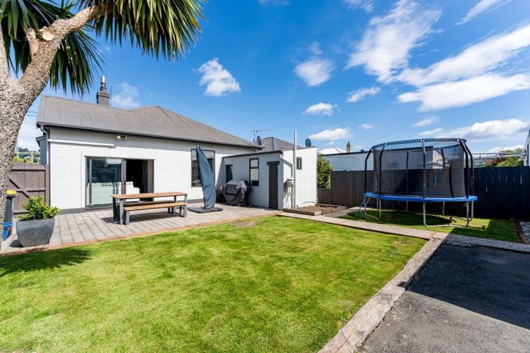 Photo of property in 102 Richardson Street, Saint Kilda, Dunedin, 9012