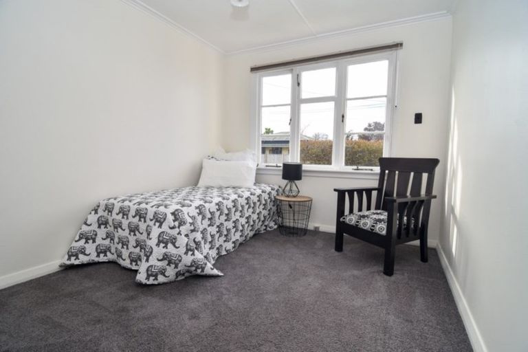 Photo of property in 1 Rhodes Street, Carterton, 5713