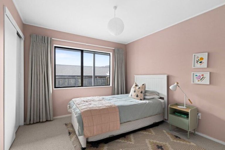 Photo of property in 12 Chestnut Court, Havelock North, 4130