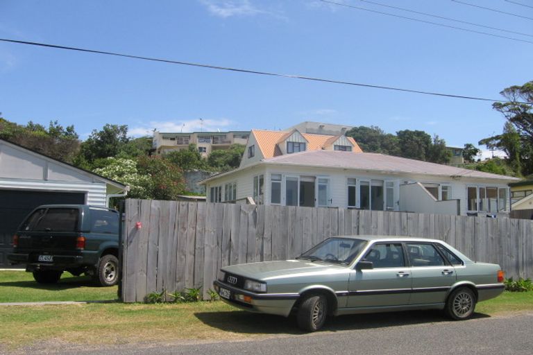 Photo of property in 2/28 Beach Parade, Oneroa, Waiheke Island, 1081