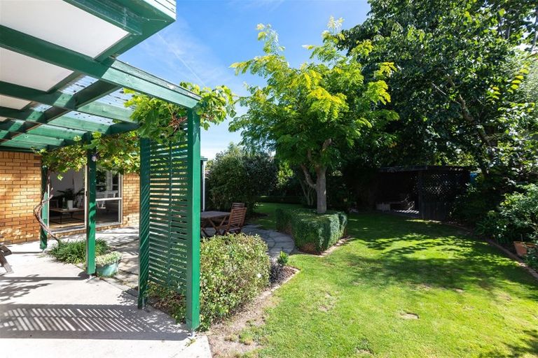 Photo of property in 6 Iroquois Place, Wigram, Christchurch, 8042