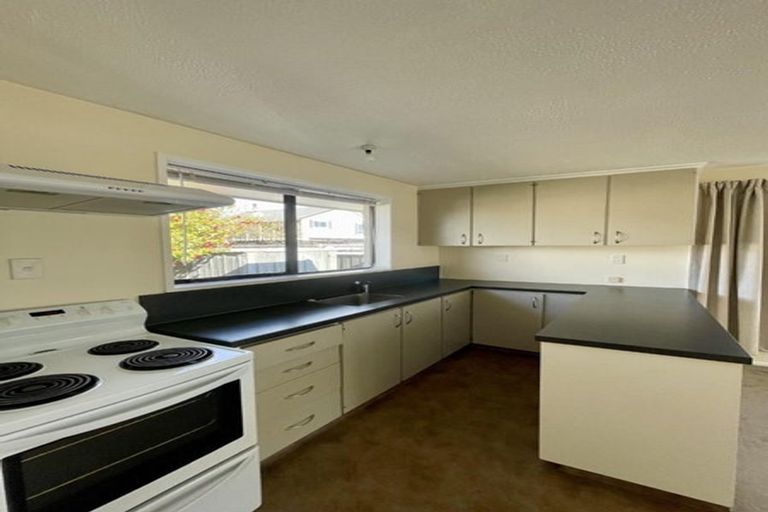 Photo of property in 1/8 Steadman Road, Broomfield, Christchurch, 8042