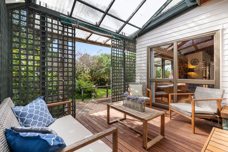 Photo of property in 56 Riverview Road, Kerikeri, 0230