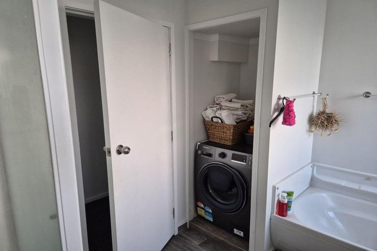 Photo of property in 54 Island View Road, Western Heights, Rotorua, 3015