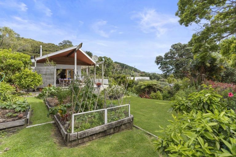 Photo of property in 26 Patui Avenue, Ngarimu Bay, Thames, 3575