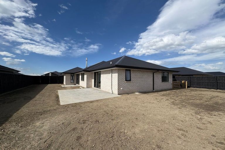 Photo of property in 37 Eric Crozier Road, Darfield, 7571