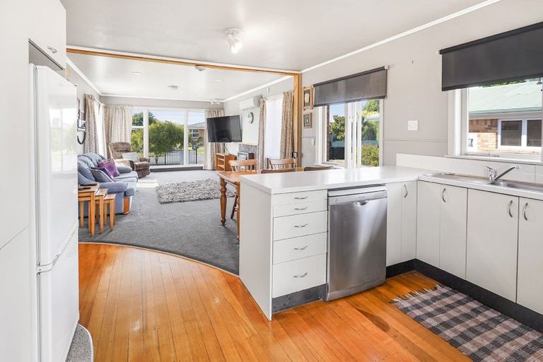 Photo of property in 31 Mears Road, St Andrews, Hamilton, 3200