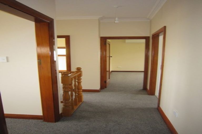 Photo of property in 150 The Ridgeway, Mornington, Wellington, 6021