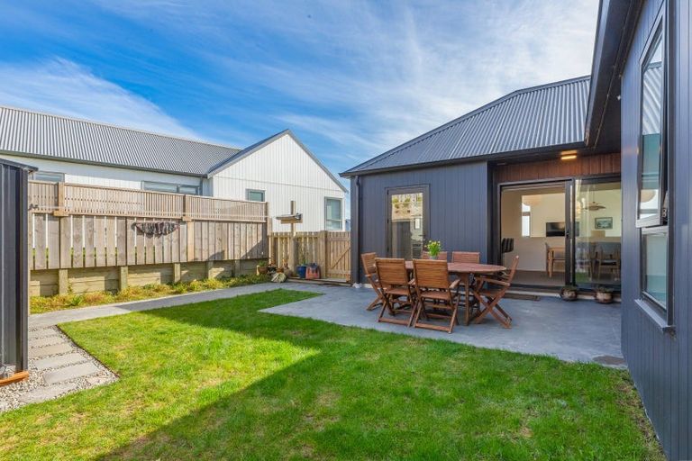 Photo of property in 9 Lemonwood Way, Woodridge, Wellington, 6037