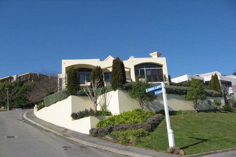 Photo of property in 2 Allom Lane, Cashmere, Christchurch, 8022