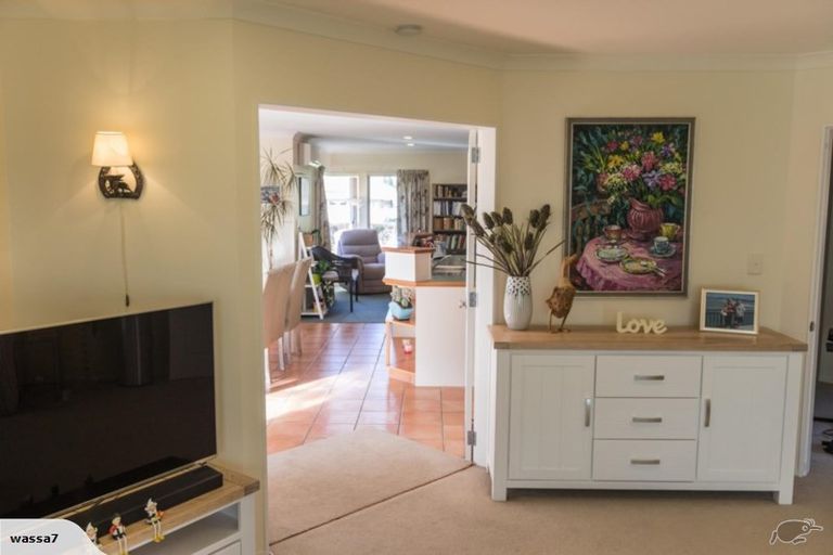 Photo of property in 22 Highfields Drive, Katikati, 3129