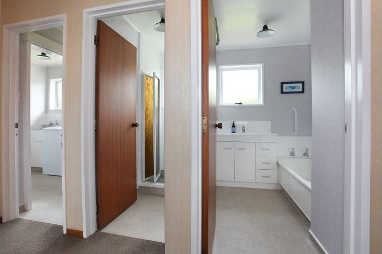 Photo of property in 4 Walker Crescent, Bulls, 4818