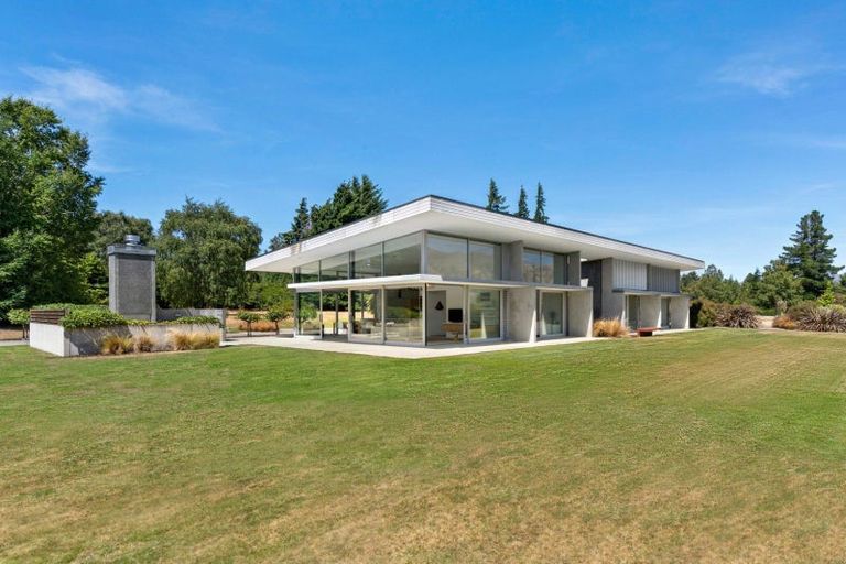 Photo of property in 311 Beacon Point Road, Wanaka, 9305