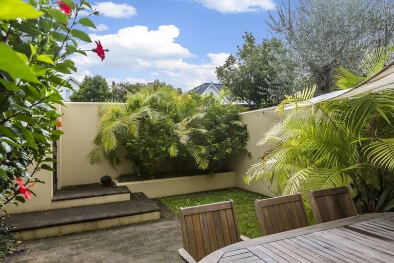 Photo of property in 3/22 Killarney Street, Takapuna, Auckland, 0622