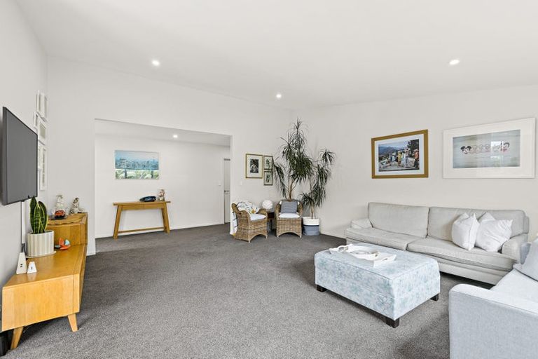Photo of property in 11 Trevally Place, Snells Beach, 0920