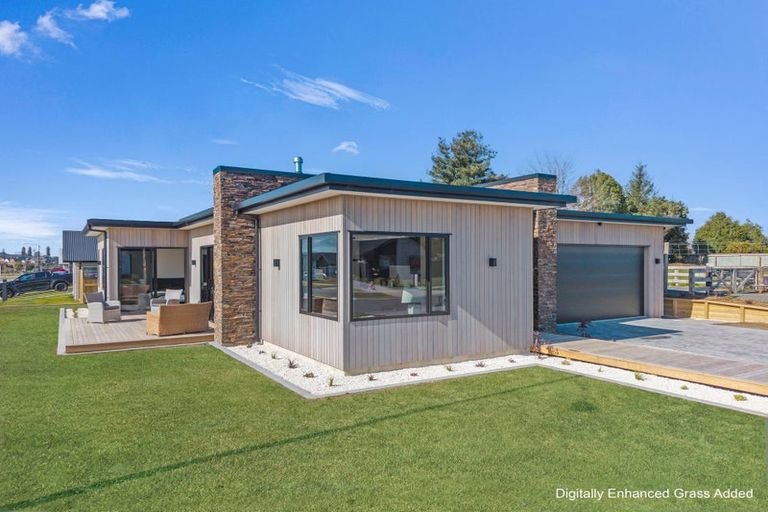 Photo of property in 26 Whakahaumako Road, Leamington, 3495
