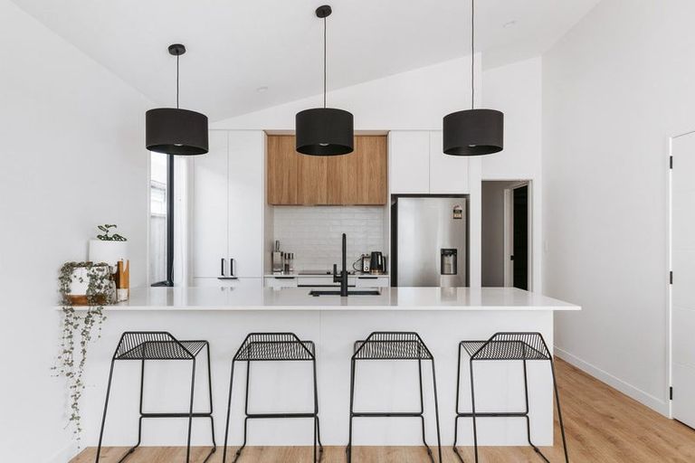 Photo of property in 8 Houpara Place, Papamoa, 3118