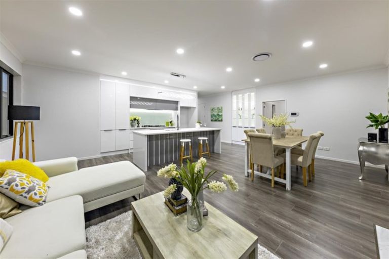 Photo of property in 42 Hangahai Road, Flat Bush, Auckland, 2019