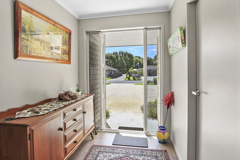 Photo of property in 22 Merrimana Drive, Thames, 3500