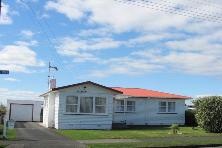 Photo of property in 31 Meadowvale Drive, Levin, 5510