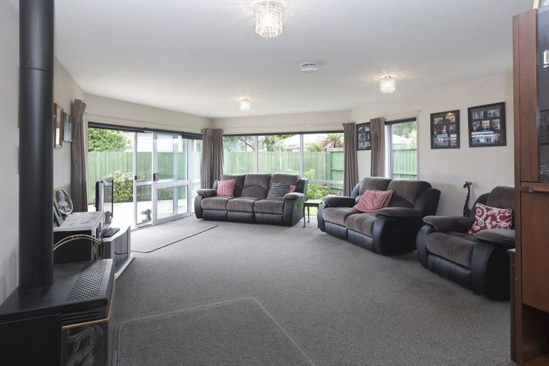 Photo of property in 1/38 Ensign Street, Halswell, Christchurch, 8025