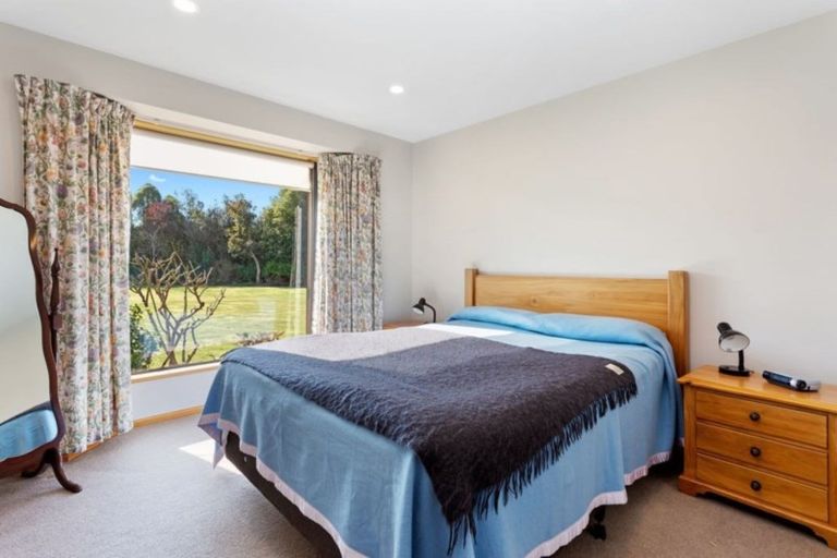 Photo of property in 4 Cedar Place, Amberley, 7410