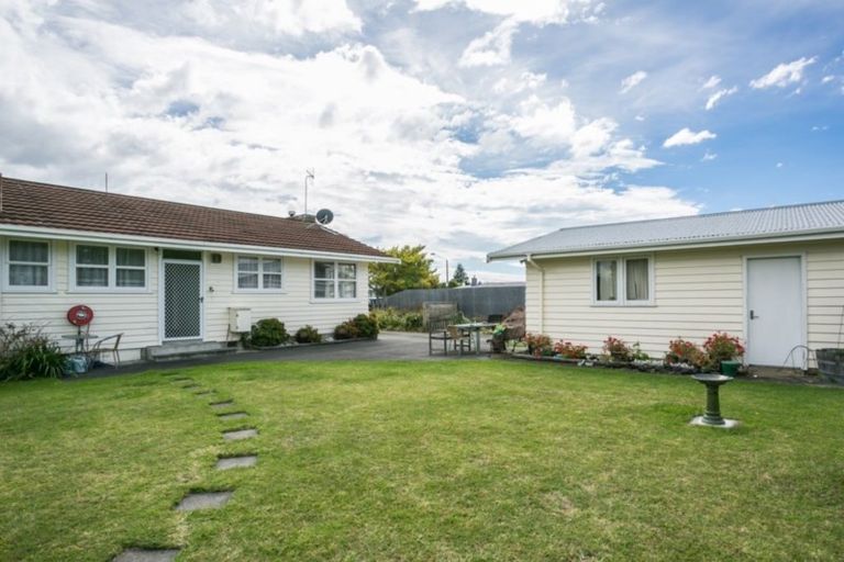 Photo of property in 8 Barnett Place, Pirimai, Napier, 4112