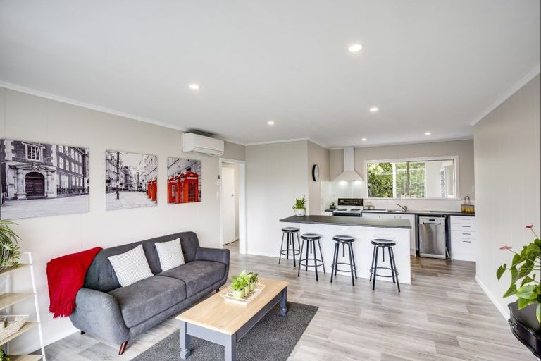 Photo of property in 2/1 Hitchings Avenue, Onekawa, Napier, 4110