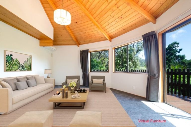 Photo of property in 53 Opanuku Road, Henderson Valley, Auckland, 0612