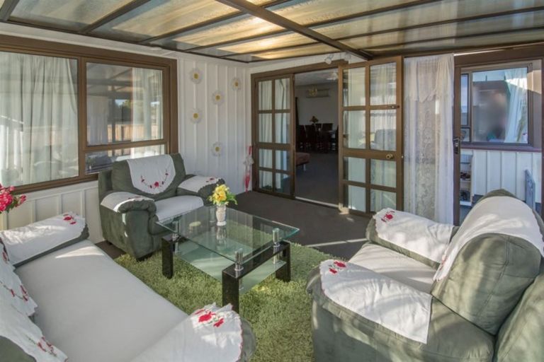 Photo of property in 35 Manurere Street, Hei Hei, Christchurch, 8042