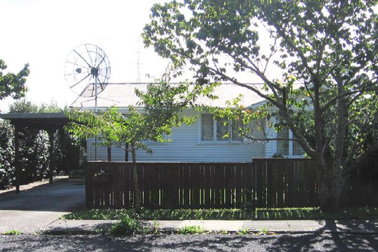 Photo of property in 2/8 Seven Oaks Drive, Pakuranga, Auckland, 2010