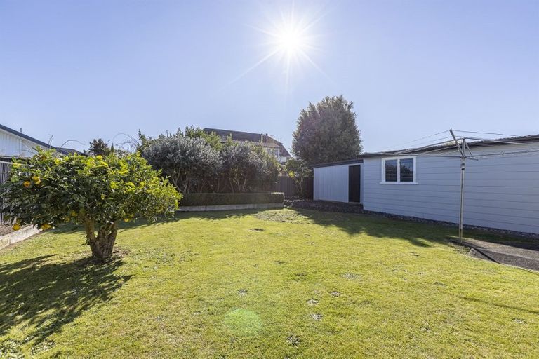 Photo of property in 10 Hartley Place, Awapuni, Palmerston North, 4412