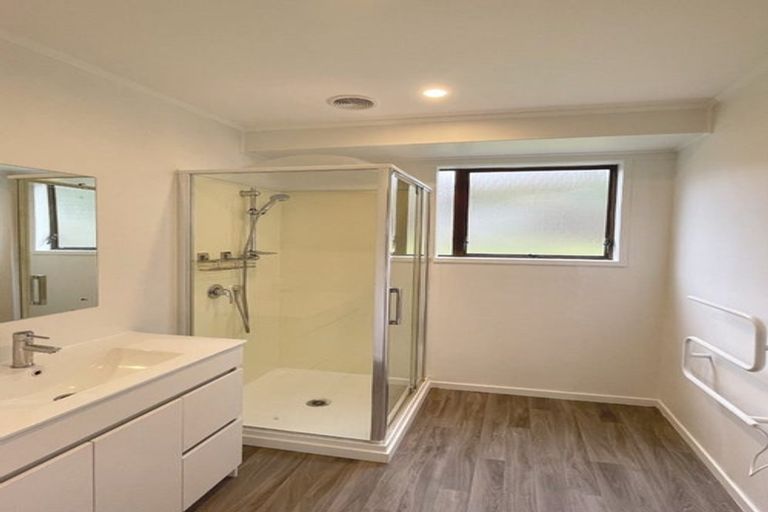 Photo of property in 25 Virgo Place, Glen Eden, Auckland, 0602