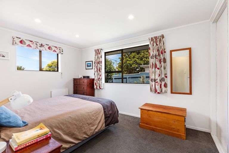 Photo of property in 30 Fairfield Avenue, Fairfield, Lower Hutt, 5011