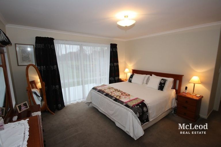 Photo of property in 18 Hollands Road, Tinwald, Ashburton, 7771