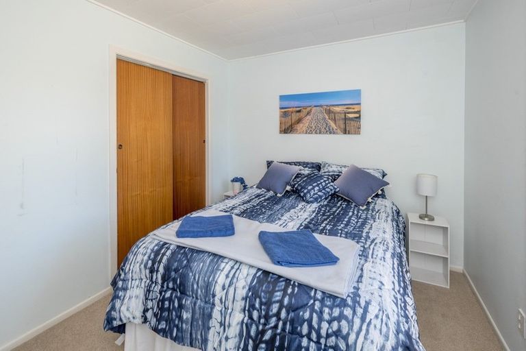 Photo of property in 38d Weraroa Road, Levin, 5510