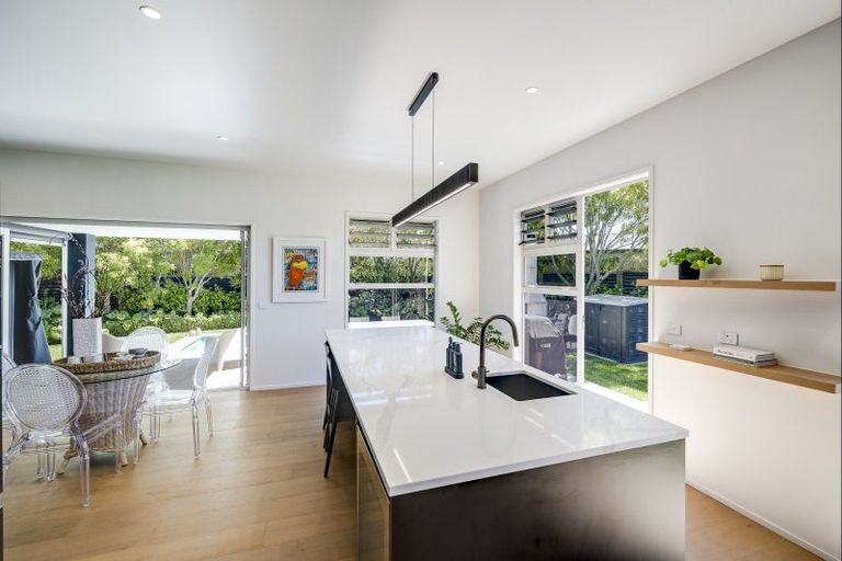 Photo of property in Stapleford Park, 153a Middle Road, Havelock North, 4130