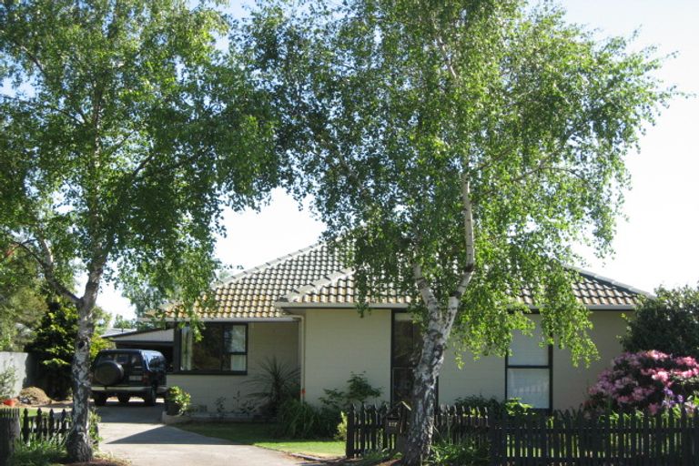 Photo of property in 107 Lowry Avenue, Redwood, Christchurch, 8051