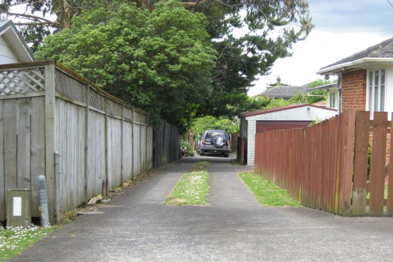 Photo of property in 23b Woodward Avenue, Mangere Bridge, Auckland, 2022