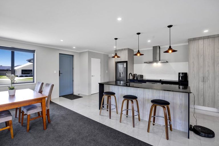 Photo of property in 13 Hodge Park Lane, Inglewood, 4330