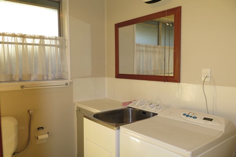 Photo of property in 2/60 Selwyn Street, Waimataitai, Timaru, 7910