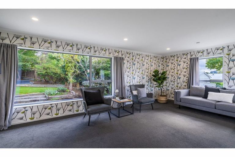 Photo of property in 12 Howard Street, Gore, 9710