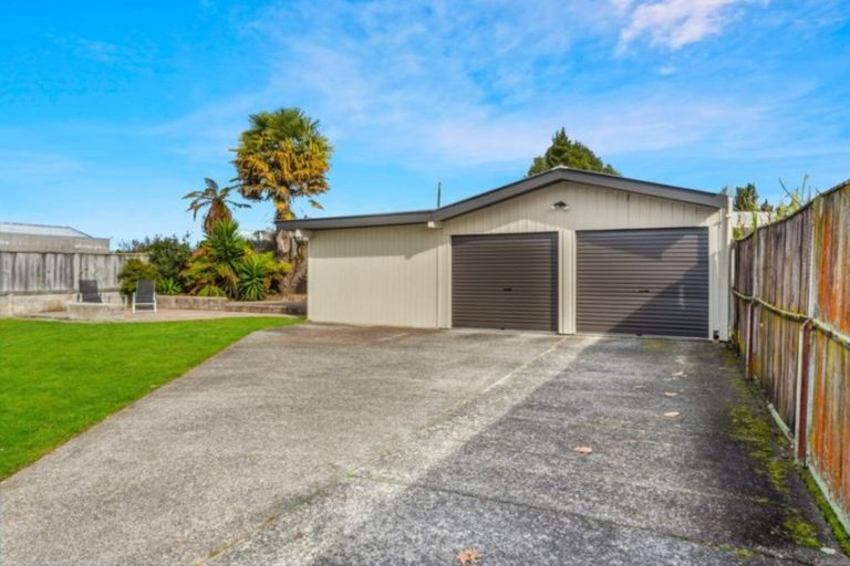 Photo of property in 59 Sandwich Road, St Andrews, Hamilton, 3200