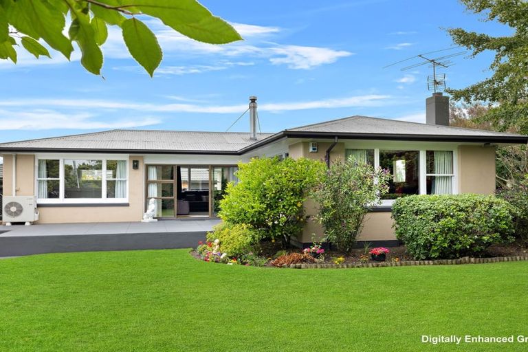 Photo of property in 856 Main North Road, Belfast, Christchurch, 8051