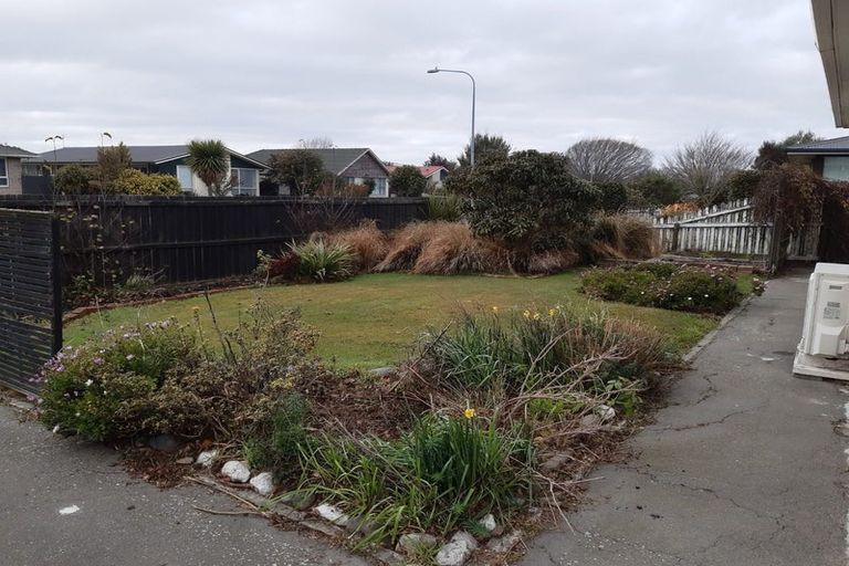 Photo of property in 46 Oriana Crescent, Hornby, Christchurch, 8042