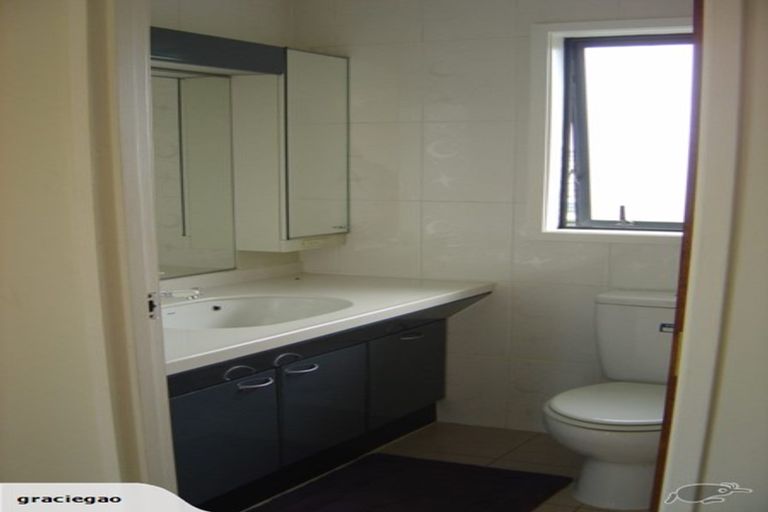 Photo of property in 3 Coventry Way, Long Bay, Auckland, 0630